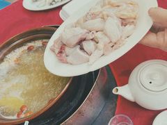 -花苑美食横琴生蚝火锅(拱北粤华路店)