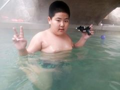 -裕龙汤泉
