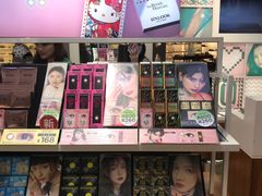 -4iNLOOK美瞳店(上海日月光中岛店)