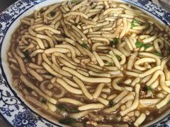 肉丁大豆面-何炜小炒