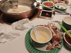 -润园四季椰子鸡火锅(卓越INTOWN店)
