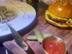 -Famous肥猫墨西哥音乐餐吧(五棵松华熙LIVE店)