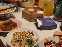 -古都历食南京菜·烤鸭·鸭血粉丝·汤包(南京博物院店)