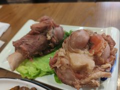-雪乡阁东北农家菜(颛桥约好休闲街店)