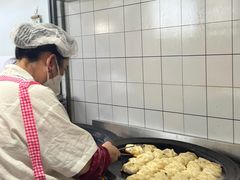 -黄阿姨锅贴大王(万航渡路店)