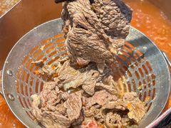 -来龍儿鲜切牛肉自助老火锅