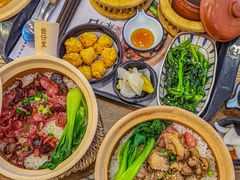 -煲仔皇腊味煲仔饭(经四万达店)