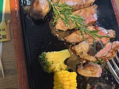 -豪客来牛排(人民东路店)