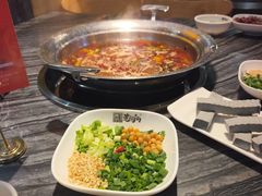 -老船舫·现做活鲜鱼馆(东郊记忆店)