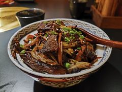 香辣牛舌饭-無二炙坊·和牛烧肉(大钟寺1733店)