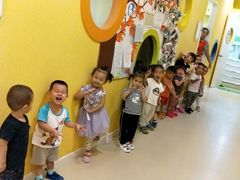 -红黄蓝成长中心(公益西桥校区)