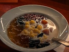 -RUXU入续糖水铺与包(卓悦中心店)