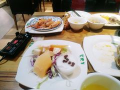 -蒙肥羊·酸汤潮牛·鲜牛肉火锅烤肉自助(岗顶店)