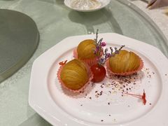 榴莲酥-荣粤酒家·融合粤菜