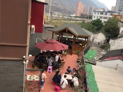 -跃进桥火烧鸡(怒江西岸店)