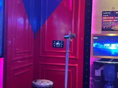 -UK派对KTV(日月广场店)