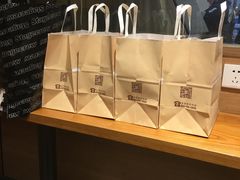 -鲍师傅糕点(国金街店)