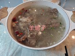 -马尔龙新疆饭店·清真(瑞景店)