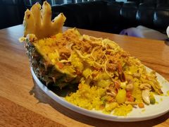 -暹罗酒肆泰餐厅酒吧