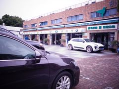 -蜂鸟快修喷漆钣喷汽修旗舰工厂(军工路店)