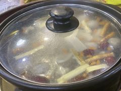 -濠轩阁特色生蚝火锅(水湾路店)