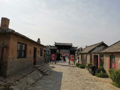-清风小镇闯关东影视基地