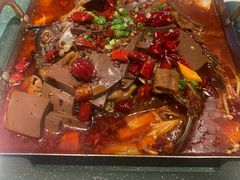 -渝是乎川渝小炒(新世界百货望京店)