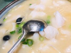 -华盛园卷子王农家菜水库鱼