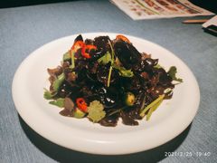 天山黑木耳813-清真·卡德尔大叔新疆主题餐厅(龙汇路店)