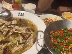 -渔语鱼新川菜Bistro(万象天地店)