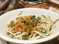 武汉热干面-文叔·湖北名小吃·小龙虾(华强北店)