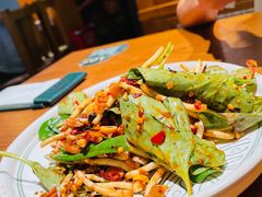 凉拌折耳根-云海肴·汽锅鸡·云南代表菜(天山百盛优客店)
