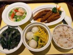 -乐茵敔山湾月子中心(独栋湖景店)