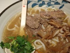 -鑫花溪牛肉米粉(凤凰街创始总店)