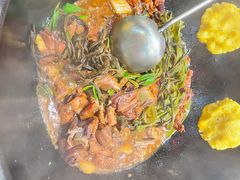 -鲁员外地锅鸡地锅鱼(龙湖江东天街店)
