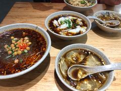 -默记孙抄手(经开万达店)