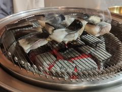 -围炉肉舍•炭烤活鳗•丹东海鲜烤肉(步行街店)