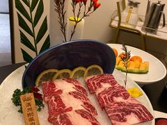-斯普汇生蚝牛排馆(中骏世界城店)