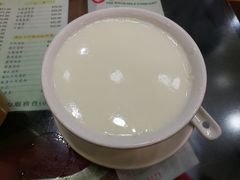 驰名双皮炖奶-义顺牛奶公司(庇利金街店)