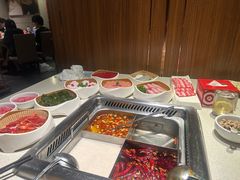 -海底捞火锅鲜切牛肉主题店(长寿路店)