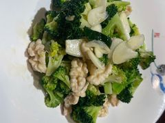 西蓝花拌桃仁-赤宴·川菜(玉林店)