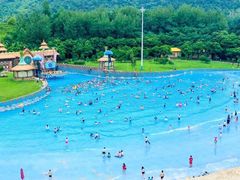 -汤山欢乐雪世界