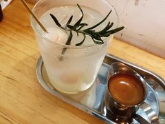 啡仔笑（荔枝美式苏打）-无牌咖啡&酒馆
