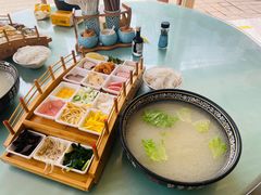 -火烧房子菊花米线(兴盛路店)