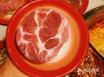 拥有成都红的陈艳红 今夏红遍成都