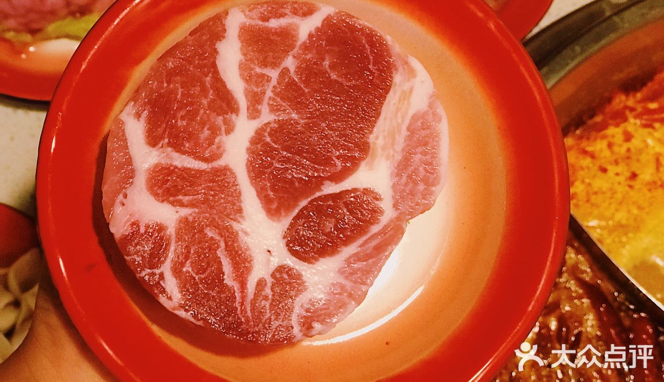 拥有成都红的陈艳红 今夏红遍成都