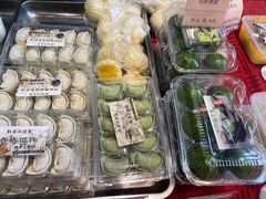 -新镇江酒家(南京西路店)