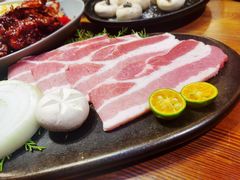 烤五花肉-草家酱蟹炭火烤肉店(珲春南路一店)
