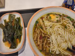 -大食代美食广场(上海中心店)