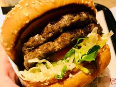 -The Habit Burger Grill 哈比特汉堡(复兴soho店)